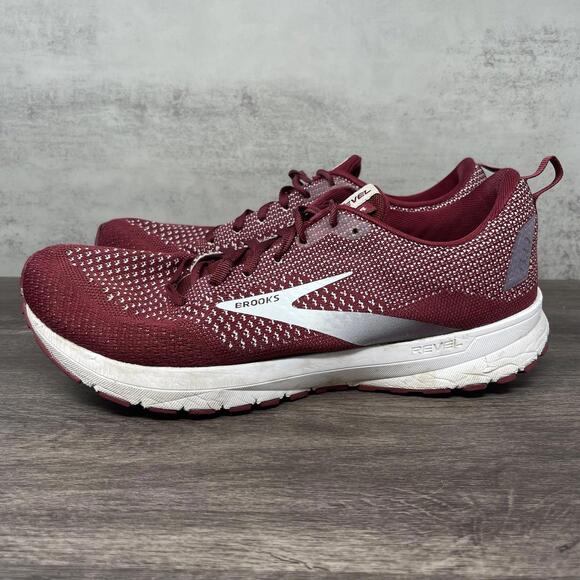 Brooks Revel 4 Running Shoes Mens 10.5 Red White Sneakers - Picture 1 of 13
